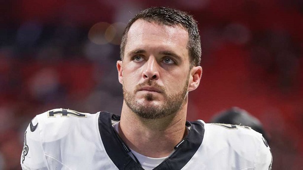 Derek Carr kan inte välja att komma tillbaka igen